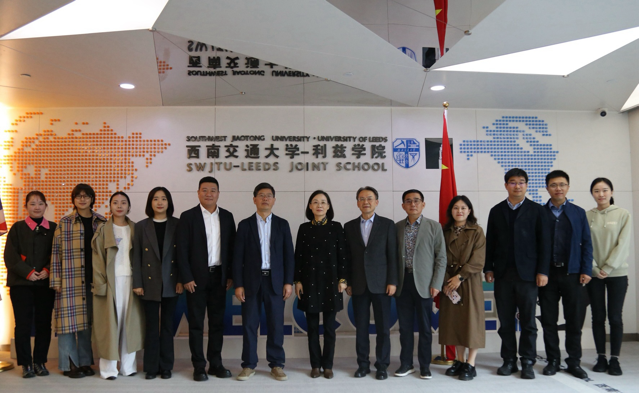 /private/var/mobile/Containers/Data/Application/C069216A-EF25-44A7-95A1-EF3EE63D3F3E/tmp/insert_image_tmp_dir/2025-10-25 22:28:26.459000.png2025-10-25 22:28:26.459000